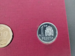 Cartera Monedas 200 y 1 Peseta E-87
