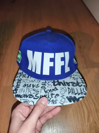 Gorra MFFL azul y blanca