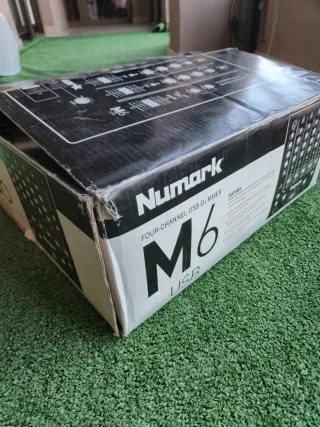 Mesa DJ Numark M6 USB 4 Canales