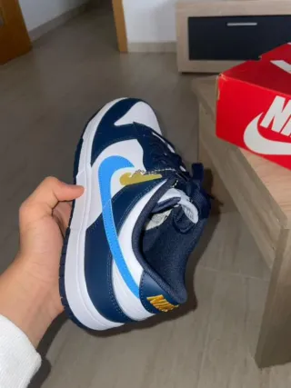 Zapatillas Nike Dunk Low Azul Blanco