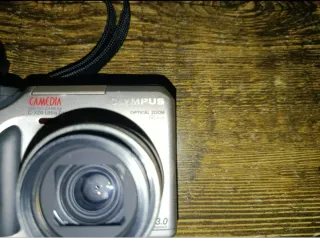 Cámara Olympus Camedia C-720 Ultra Zoom