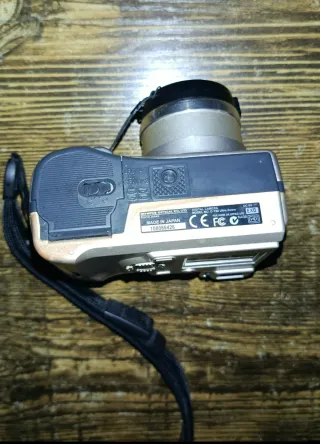 Cámara Olympus Camedia C-720 Ultra Zoom