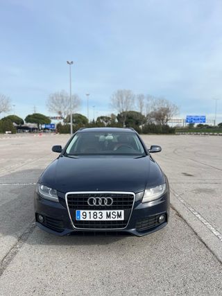 Audi A4 POCOS KMS IMPECABLE CON PEGATINA