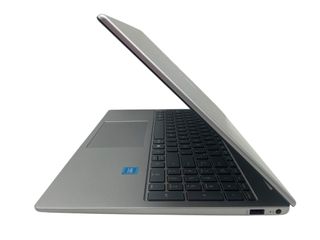pc portatil hp 15-fd0304ns