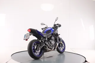 YAMAHA MT-07 2025