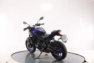 YAMAHA MT-07 2025