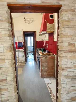 Puerta madera con cristales + marco