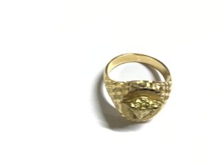 sello oro 18k con piedra con circonita