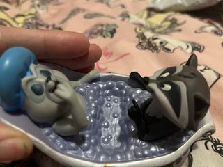 Figuras percy y meeko ( pocahontas) joyero disney