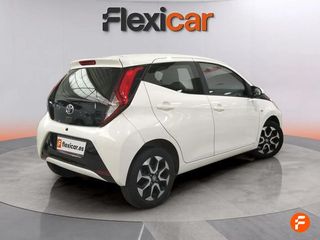 Toyota Aygo 1.0 70 x-play