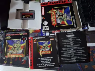 Nintendo Game Boy Advance SP + Castlevania