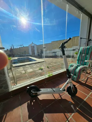 Patinete Eléctrico Reebok con Cargador