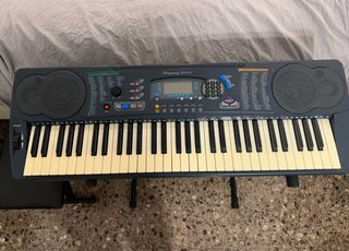 Teclado Ringway TD600M + soporte Guil y banqueta