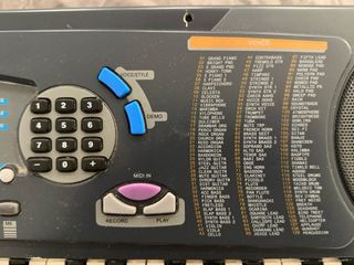 Teclado Ringway TD600M + soporte Guil y banqueta