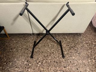 Teclado Ringway TD600M + soporte Guil y banqueta