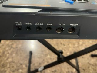 Teclado Ringway TD600M + soporte Guil y banqueta