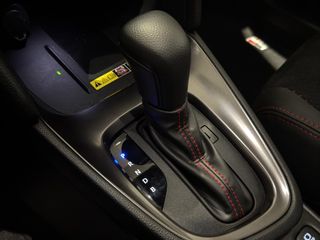 TOYOTA YARIS CROSS 1.5 VVT-I HYBRID GR SPORT 130 5P