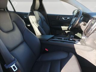 VOLVO V60 2.0 B4 P PLUS DARK AUTO 197 5P