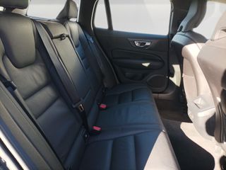 VOLVO V60 2.0 B4 P PLUS DARK AUTO 197 5P