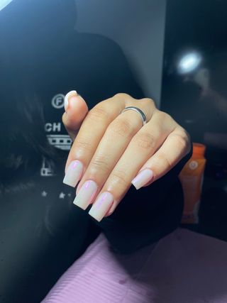 MANICURISTA A DOMICILIO EN MADRID