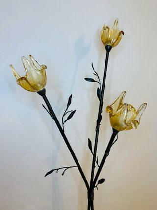 Lámpara de pie floral ámbar (vintage)