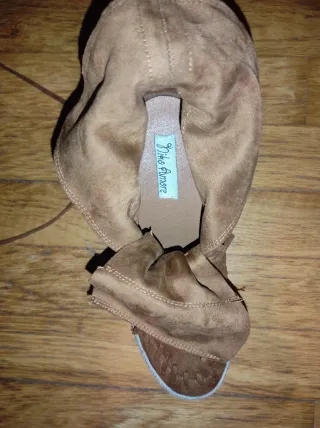 Botas de cuña marrones con flecos