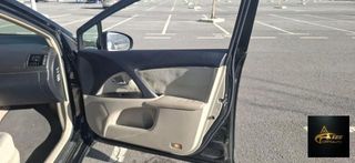 TOYOTA Avensis 1.8 Wagon Executive