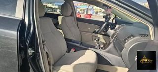 TOYOTA Avensis 1.8 Wagon Executive