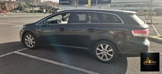 TOYOTA Avensis 1.8 Wagon Executive