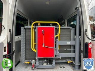 VOLKSWAGEN Crafter 2.0TDI COMBI