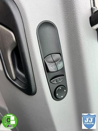 VOLKSWAGEN Crafter 2.0TDI COMBI