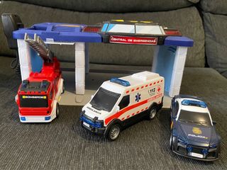 garaje estacion de emergencia de juguete