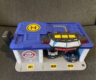 garaje estacion de emergencia de juguete