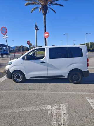 CITROËN Jumpy Combi Talla XS BlueHDi 120 S&S Confort