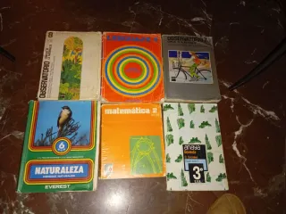 Libros de texto de EGB de diferentes cursos Natura