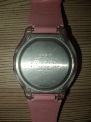 Reloj Digital Casio Rosa y Plateado