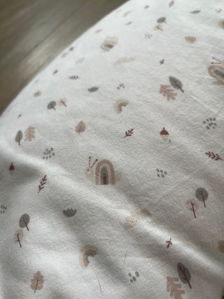 Cojín de lactancia estampado