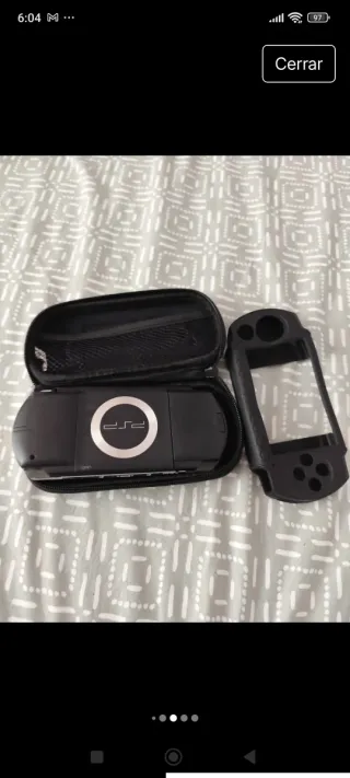 Lote PSP Negra + 7 Juegos UMD