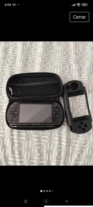 Lote PSP Negra + 7 Juegos UMD