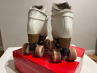 Patines Edea Esordio 230 + ruedas Roll line magnun