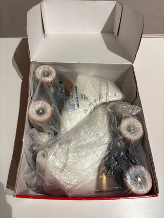 Patines Edea Esordio 230 + ruedas Roll line magnun