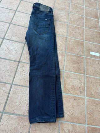 Jeans Diesel uomo blu strappati
