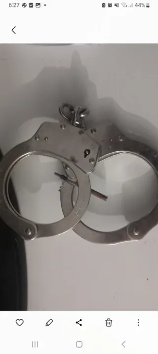 Grilletes esposas , seguridad privada