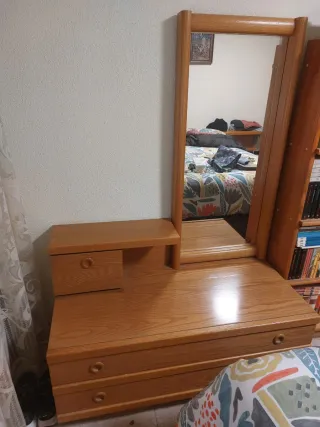 Cabecero + Mesillas + Cómoda Madera (con espejo)