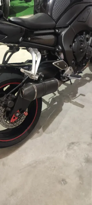 Escape LeoVince Yamaha FZ1