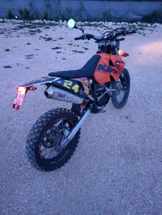 KTM 525EXC se aceptan cambios ajustando diferencia