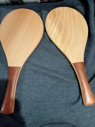 Racchette in legno per frontón