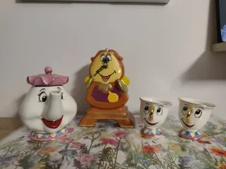 Set Bella y Bestia: Tetera, Tazas y reloj