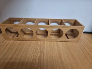 Botellero de bambú para 5 botellas.