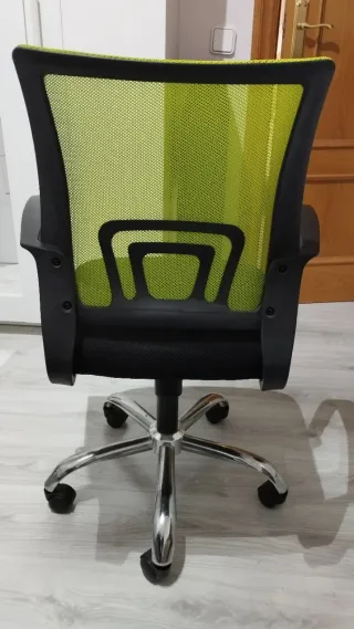 Silla de escritorio ergonómica verde